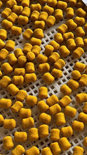 Load image into Gallery viewer, Crabapples (Crab & Pineapple) Wafters
