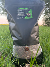 Load image into Gallery viewer, M.C.N - Monster Creamy Nut 6&8 mm flavour infused Pellet (Shrapnel)