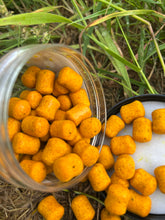 Load image into Gallery viewer, Crabapples (Crab &amp; Pineapple) Wafters
